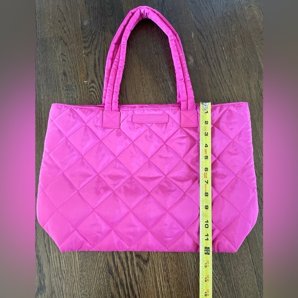 Quilted Pink Tote Bag - Picture 4 of 5